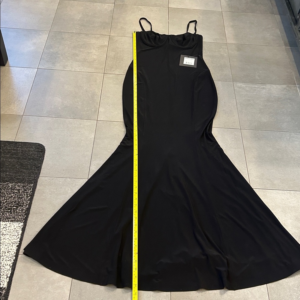 Norma Kamali Underwire Fishtail Gown - Picture 10 of 12